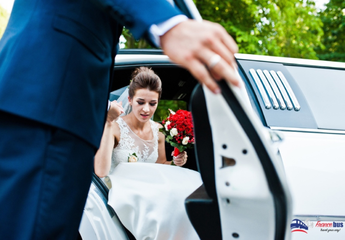 Bus mariage chez FranceBus : La mariée est sortie de la voiture