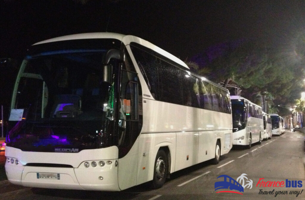 Bus rental in Nice