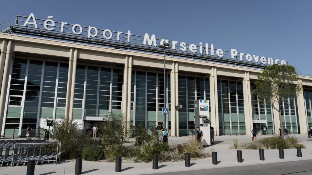 Marseille Airport Transfer: Bus and Minibus Rental with Driver 1 Marseille airport transfer