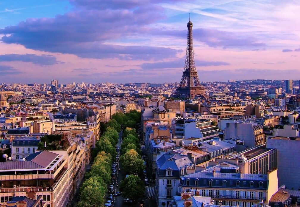Paris bus rental: your ideal solution for group transport in Île-de-France 1 Paris bus rental
