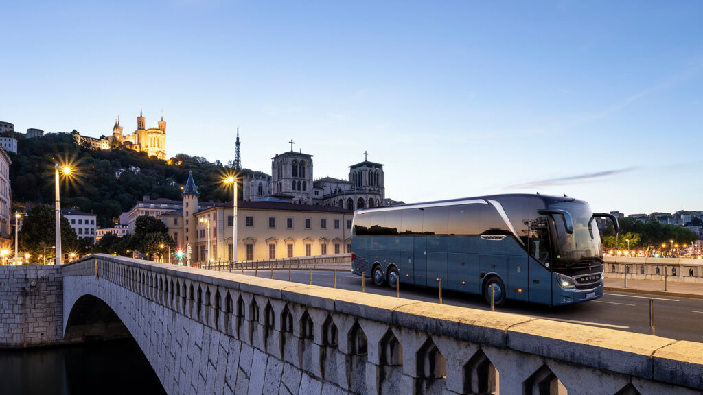 Location de bus avec chauffeur à Lyon