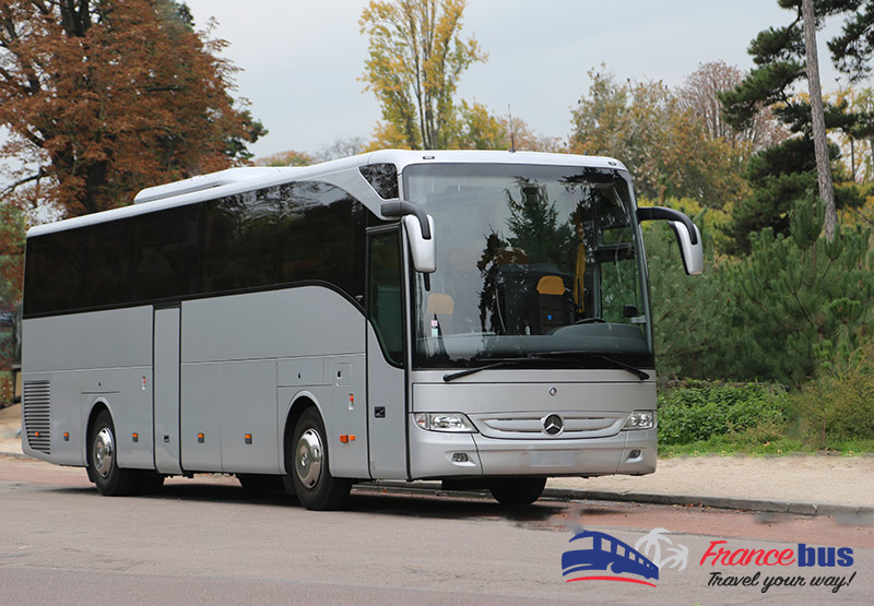 bus rental in Aix-en-Provence