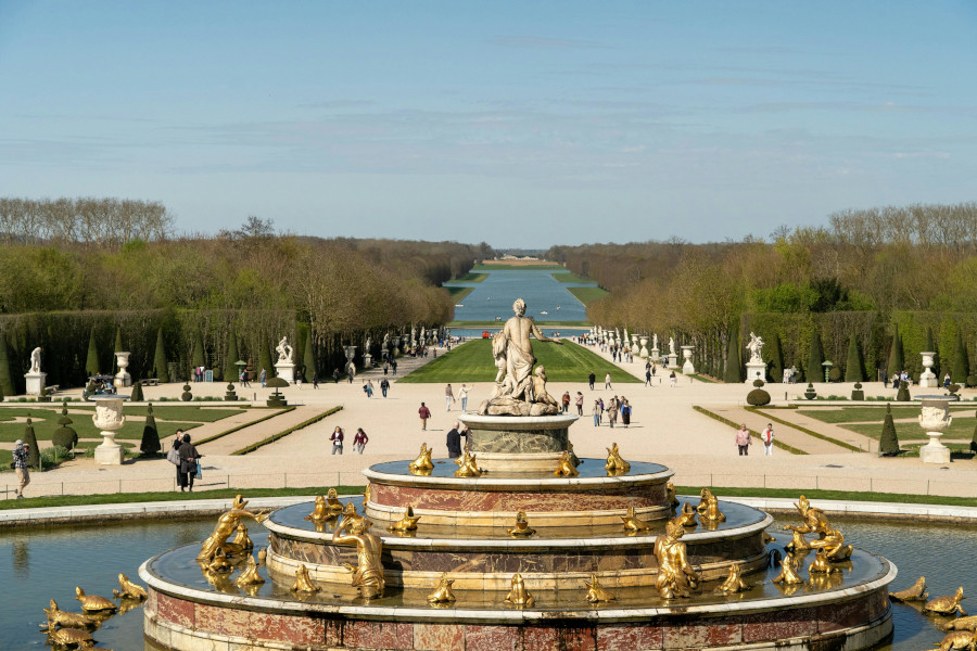 Les 11 meilleures destinations à la journée depuis Paris en autocar 4 jardins du chateau de versailles