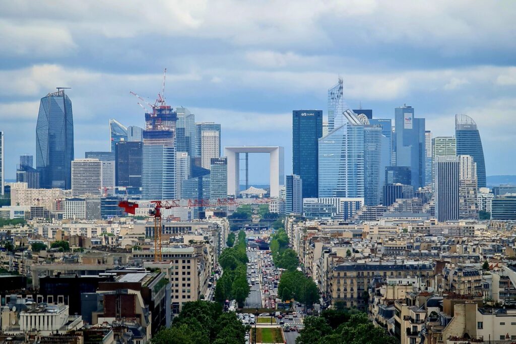 Tourisme d'affaires à Paris La Défense : Navettes et déplacements VIP 1 Paris La Defense
